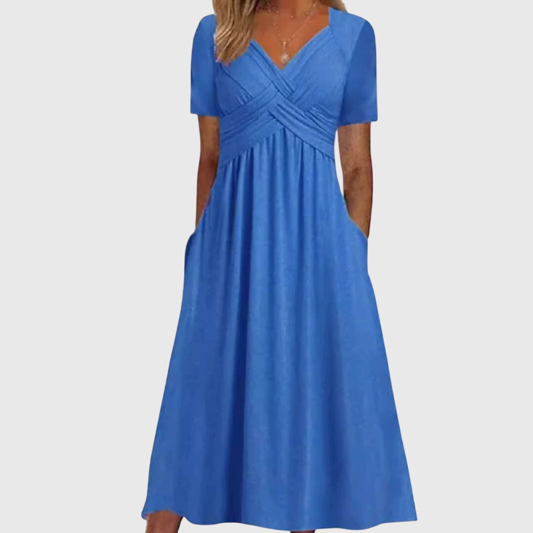 Amanda - Flattering Dress